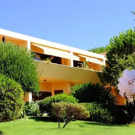 Trilocale Costa Serena B11 Apartment *